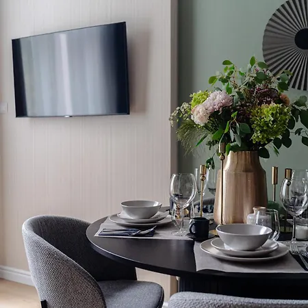 Hugo Haven - Loftaffair Апартаменты *